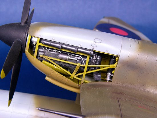 Trumpeter Supermarine Spitfire MK.Vb Float Plane 02404 1:24