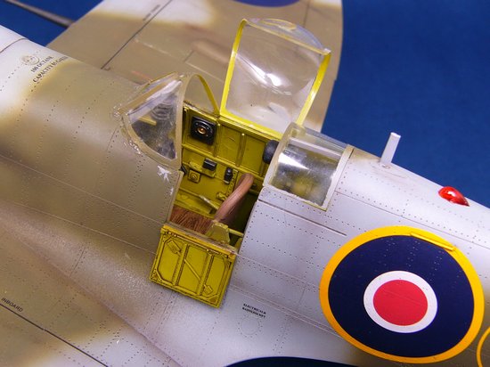 Trumpeter Supermarine Spitfire MK.Vb Float Plane 02404 1:24