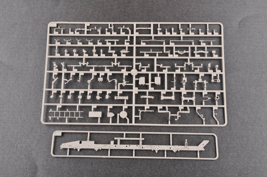 Trumpeter 01021 HEMTT M983 Tracto 1:35