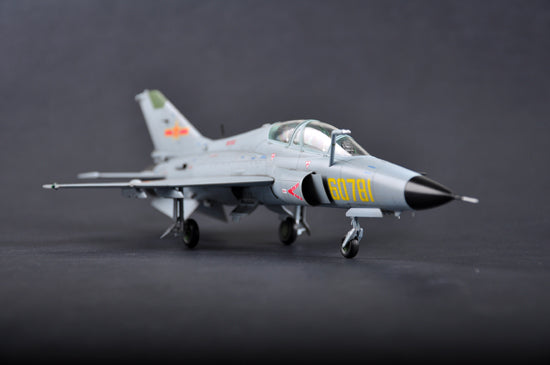 Trumpeter PLA JL-9 Plateau Eagle 02879 1:48