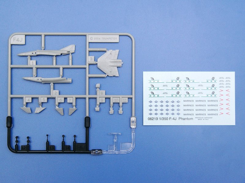 Trumpeter F-4J Phantoms II 06219 1:350