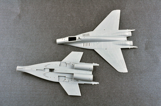 Trumpeter MIG-29C Fulcrum (Izdeliye 9.13) 01675 1:72