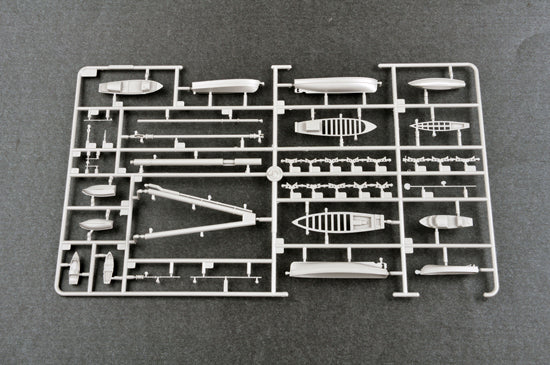 Trumpeter 03710 HMS Hood Battle Cruiser 1:200