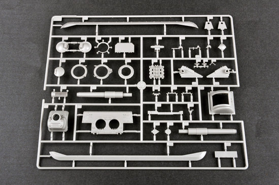 Trumpeter Soviet JSU-152K Armored Self-Propelled Gun 05591 1:35