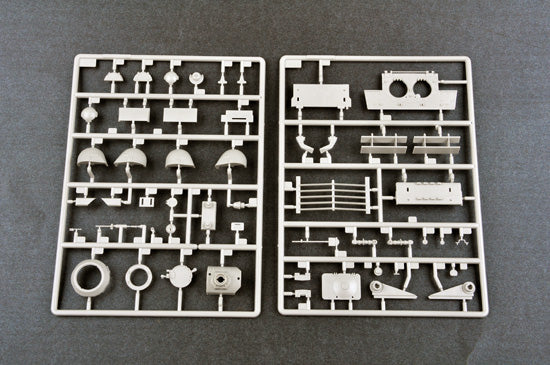 Trumpeter 05589 Soviet JS-2M Heavy Tank - Early 1:35