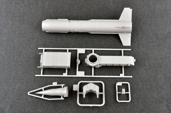 Trumpeter Soviet 2K11A TEL w/9M8M Missile "Krug-a"(SA-4 Ganef) 09523 1:35