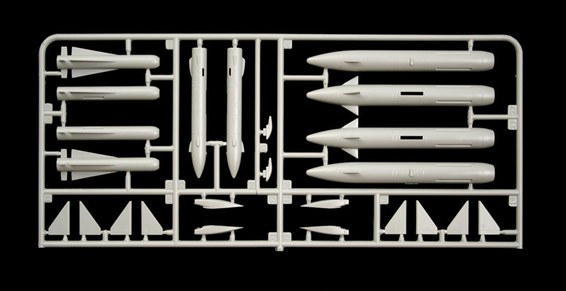 Italeri 2638 - SCALE 1 : 48 JAS 39 A GRIPEN