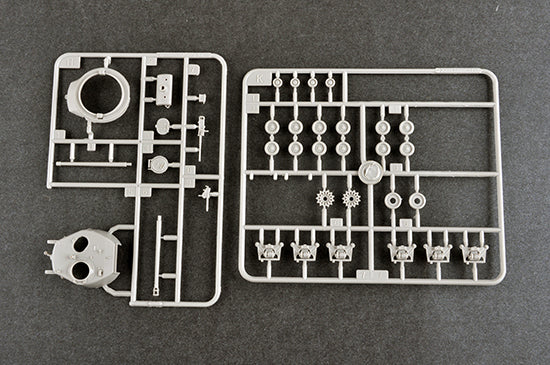 Trumpeter US M4A3E8 with 105mm M4 07168 1:72