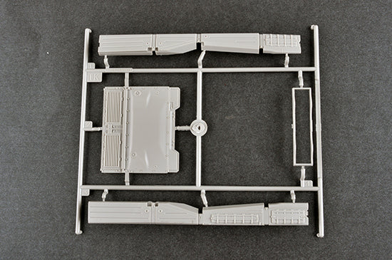 Trumpeter 09525 Russian T-80U MBT 1:35