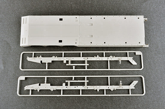 Trumpeter M983A2 HEMTT Tractor with M870A1 Semi-Trailer 01055 1:35