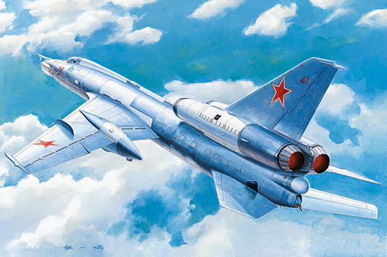 Trumpeter Soviet Tu-22 "Blinder" tactical bomber 01695 1:72