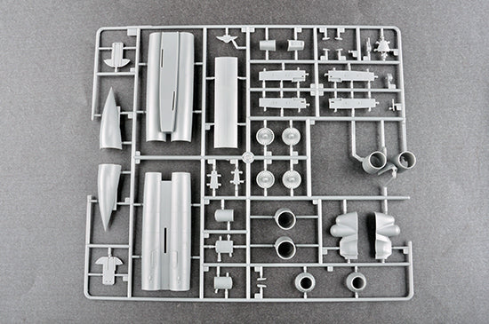 Trumpeter Soviet Tu-22 "Blinder" tactical bomber 01695 1:72