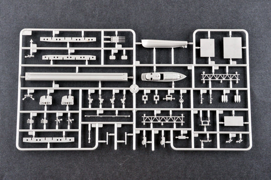 I Love Kit 62001 1:200 USS Hornet CV-8