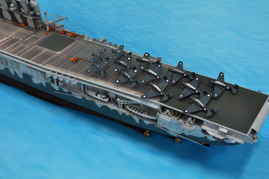 I Love Kit 62001 1:200 USS Hornet CV-8