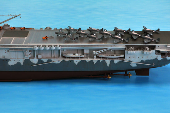 I Love Kit 62001 1:200 USS Hornet CV-8