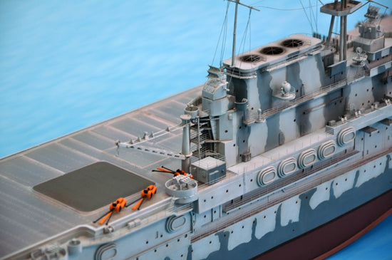 I Love Kit 62001 1:200 USS Hornet CV-8