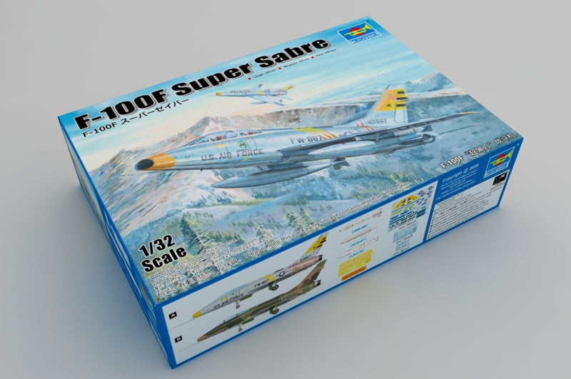 Trumpeter F-100F Super Sabre 02246 1:32