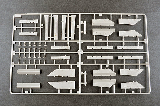 Trumpeter F-100F Super Sabre 02246 1:32