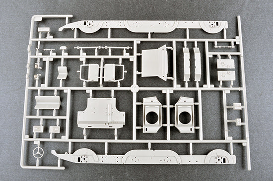 Trumpeter 01073 Russian Zil-135 1:35