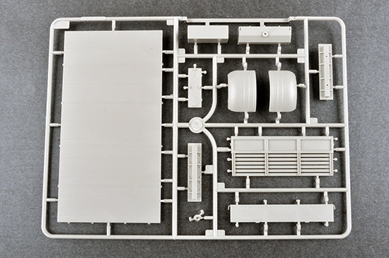 Trumpeter 01073 Russian Zil-135 1:35