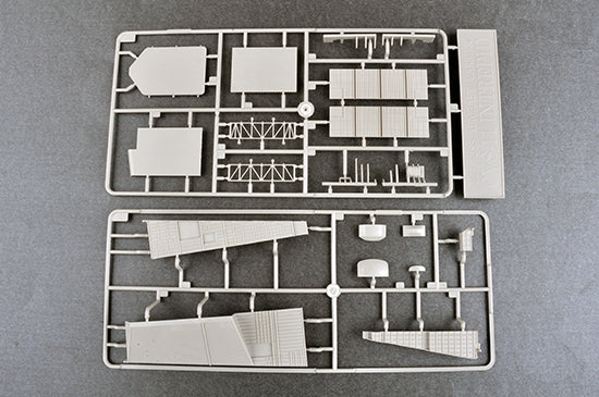 Trumpeter USS Intrepid CV-11 05618 1:350