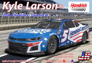 Salvinos JR Models 34090 Hendrick Motorsports Kyle Larson 2022 Camaro- Patriotic