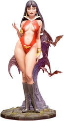 X-Plus Model 200303 Vampirella w/Bat Shadows 1:8