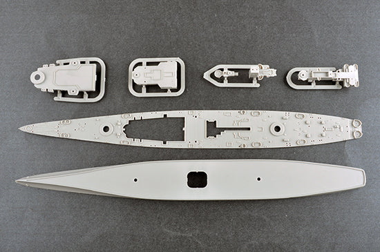 Trumpeter 06739 USS Guam CB-2 1:700