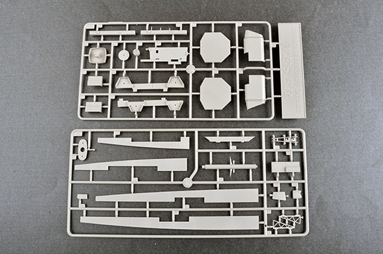 Trumpeter 05633 Aircraft Carrier Weser 1:350
