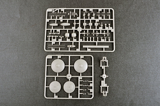 Trumpeter 05633 Aircraft Carrier Weser 1:350