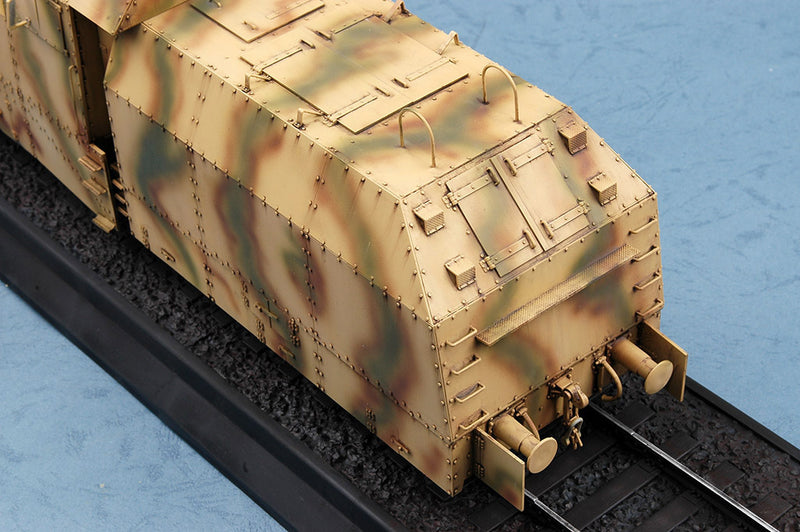 プラモデル　1/35 ドイツ装甲機関車 BR57 [00219] Trumpeter 00219 German Panzerlok BR57 Armoured Locomotive 1:35
