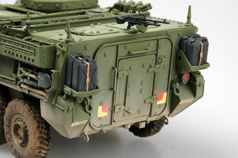 Trumpeter M1127 Stryker Reconnaissance Vehicle (RV) 00395 1:35