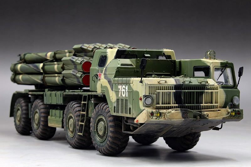 Trumpeter Russian 9A52-2 Smerch-M multiple rocket launcher of RSZO 9k58 Smerch MRLS 01020 1:35