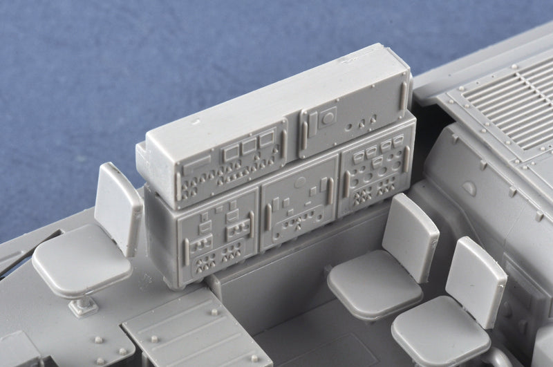Trumpeter 01024 Ex-Soviet 2P19 Launcher w/R-17 Missile(SS-1C SCUD B)of 8K14 Missile System 1:35