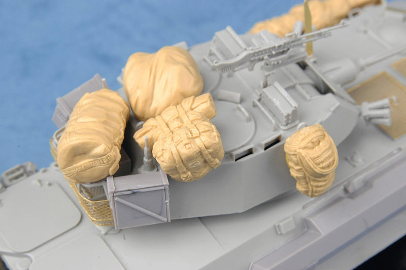 Trumpeter 01513 LAV-25 SLEP (Service Life Extension Program) 1:35