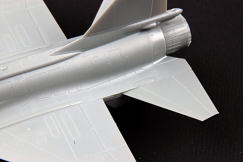 Trumpeter Chinese FC-1 Fierce Dragon (Pakistani JF-17 Thunder) 01657 1:72