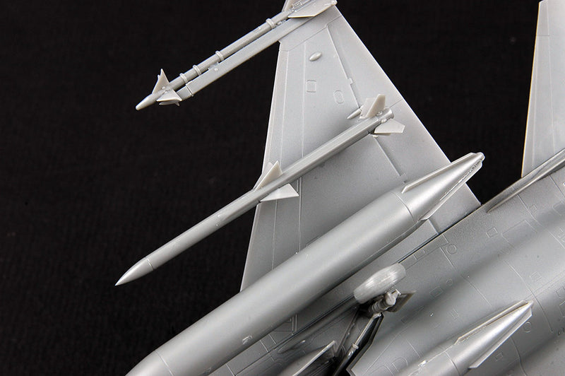 Trumpeter Chinese FC-1 Fierce Dragon (Pakistani JF-17 Thunder) 01657 1:72