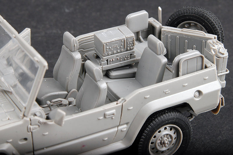 Trumpeter JSDF type 73 Light Truck[shin] 05520 1:35