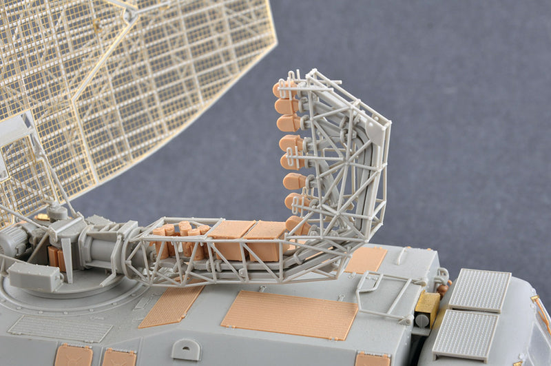 Trumpeter P-40/1S12 Long Track S-band acquisition radar 09569 1:35