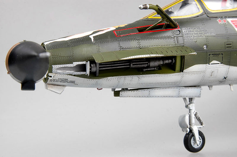 HobbyBoss F-105D Thunderchief 80332, 1:48 Scale