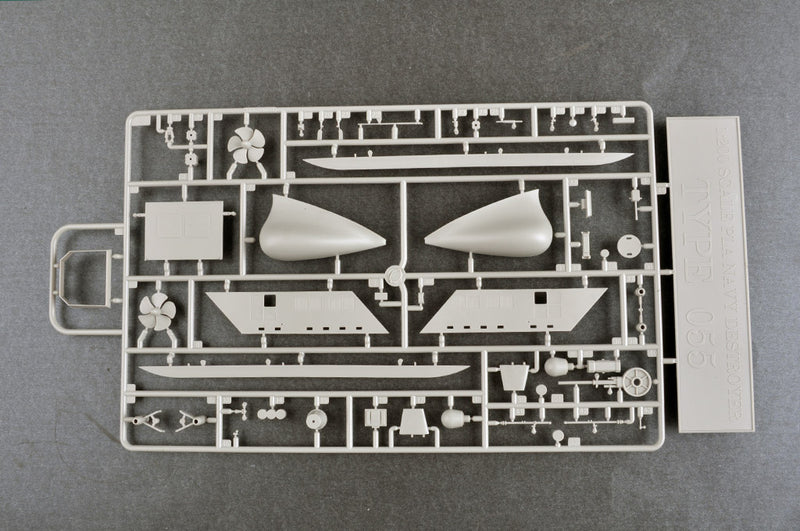 Trumpeter PLA Navy Type 055 Destroyer 03620 1:200