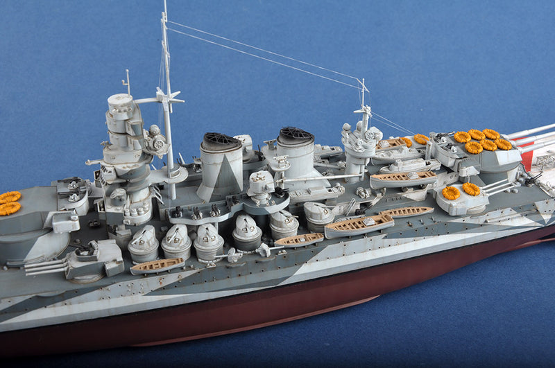 Trumpeter Italian Navy Battleship RN Vittorio Veneto 1940 05320 1:350