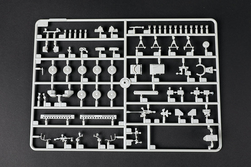 Trumpeter 07456 M1132 Stryker Engineer Squad Vehicle w/SOB 1:72