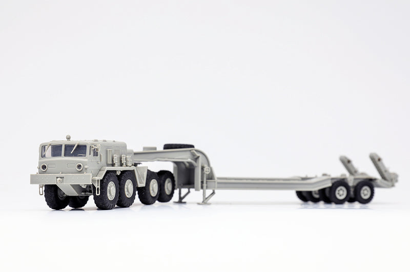 Trumpeter 07194 MAZ-537G intermediate type with MAZ/ChMZAP 5247G semi-trailer 1:72