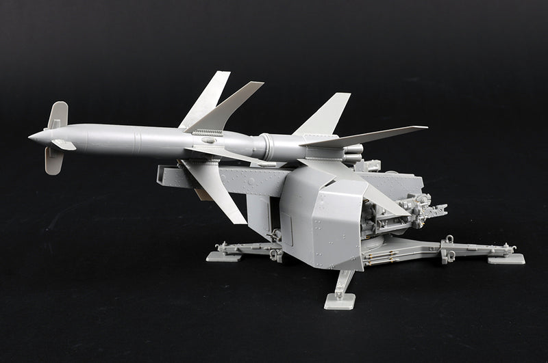 Trumpeter 02357 German Flakrakete Rheintochter I 1:35