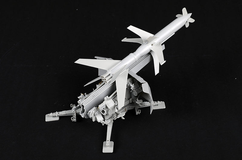 Trumpeter 02357 German Flakrakete Rheintochter I 1:35