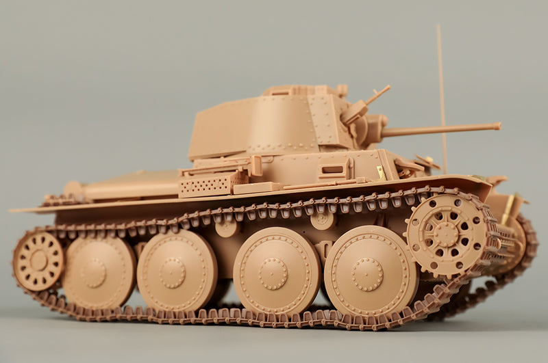 HobbyBoss Pzkpfw 38(t) Ausf.E/F 82603 1:16