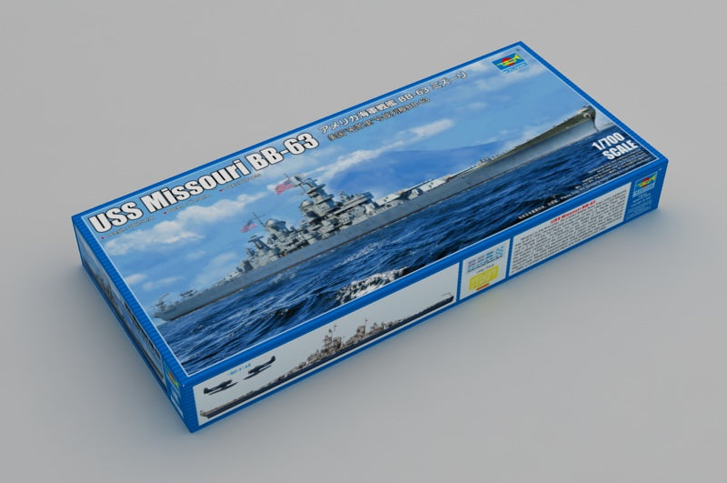 Trumpeter USS Missouri BB-63 06748 1:700