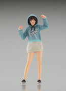 Hasegawa Models 64793 Mechatro Chunk No.02 “Grayish Mint” + Support Girl 1:35 Scale Model Kit