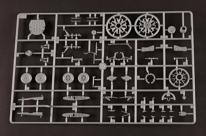 HobbyBoss F4U-1A/2 Corsair (2 in 1) 81788 1:48